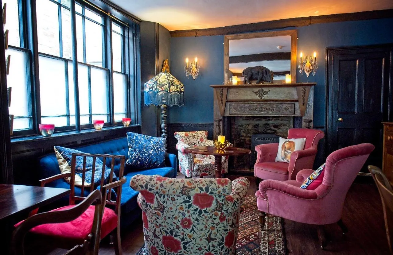4 Smart Hotels Near Hestercombe Gardens Worth Booking