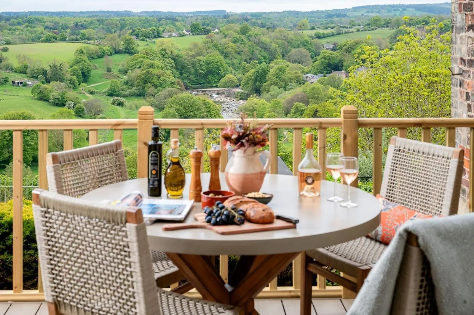 9 Holiday Homes in Yorkshire Dales That Stand Out