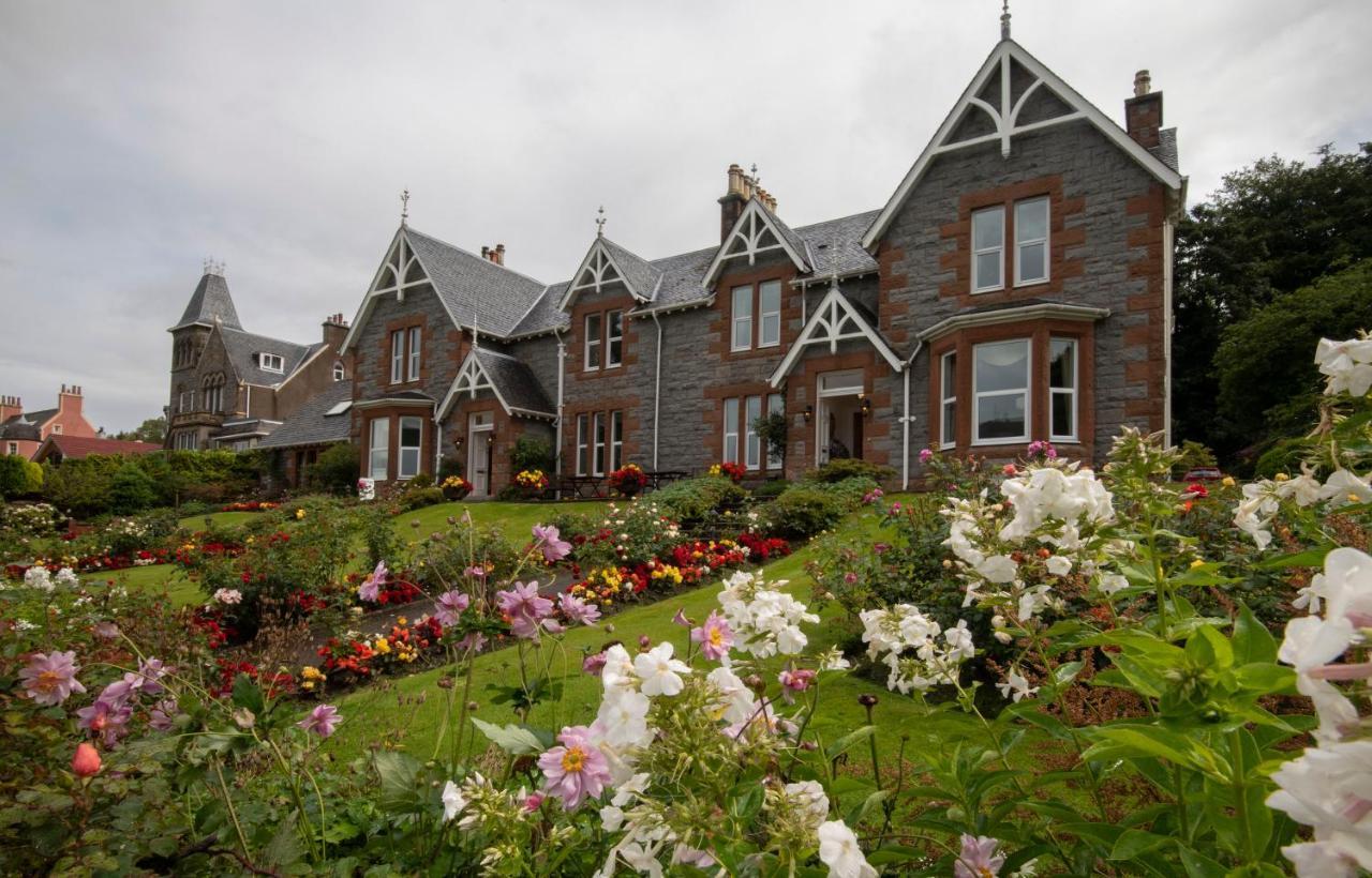 Where to Stay Near Nevis Range: 4 Best 4-Star Hotels