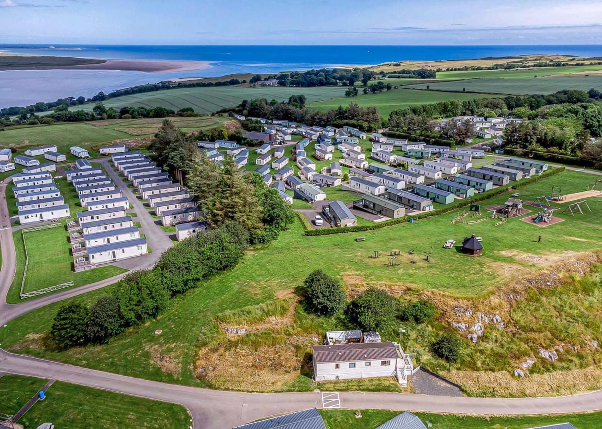 Where to Stay in England: 15 Best Holiday Park Hotels