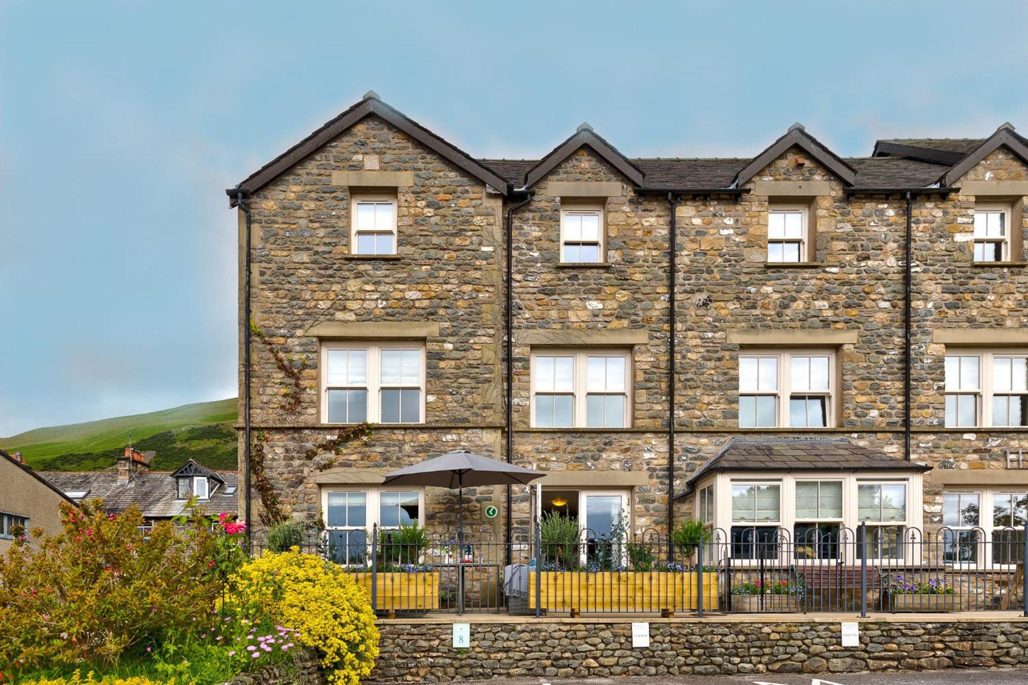 5 Best-Located Hotels in Lake District Worth Booking